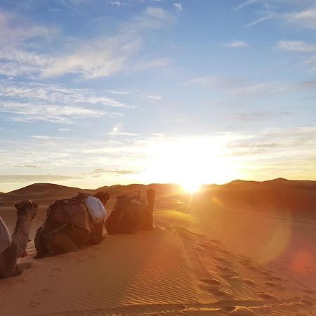 Les Roches Desert Camp Мерзуга Экстерьер фото