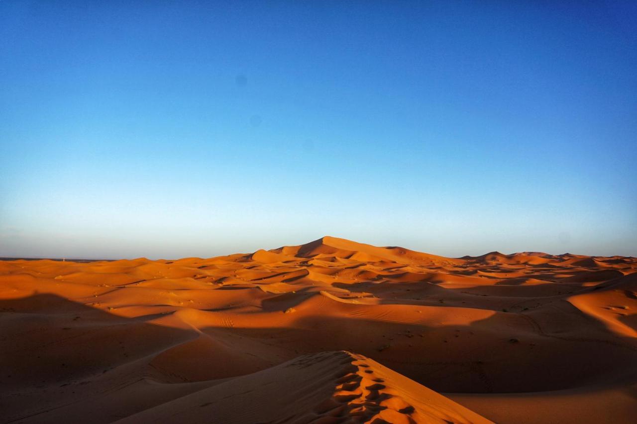 Les Roches Desert Camp Мерзуга Экстерьер фото