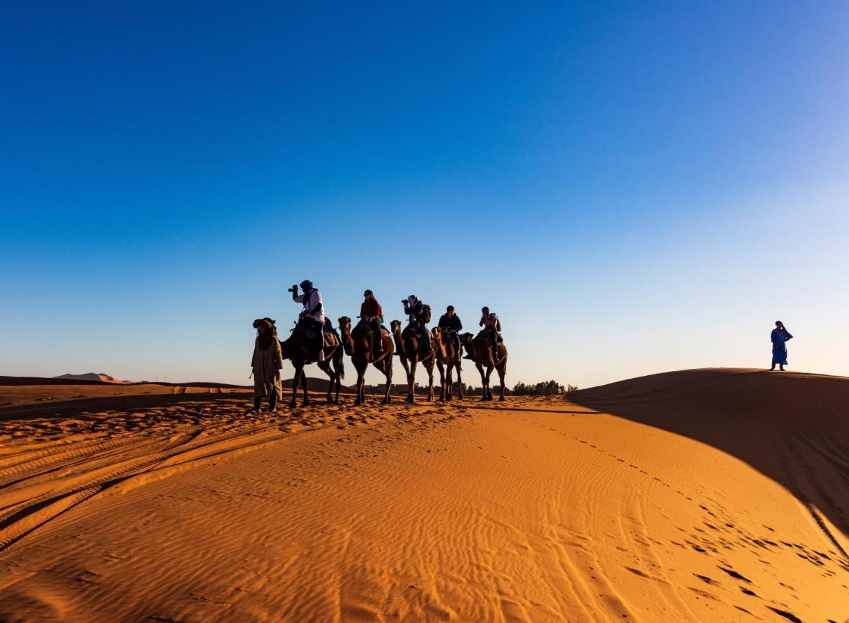 Les Roches Desert Camp Мерзуга Экстерьер фото